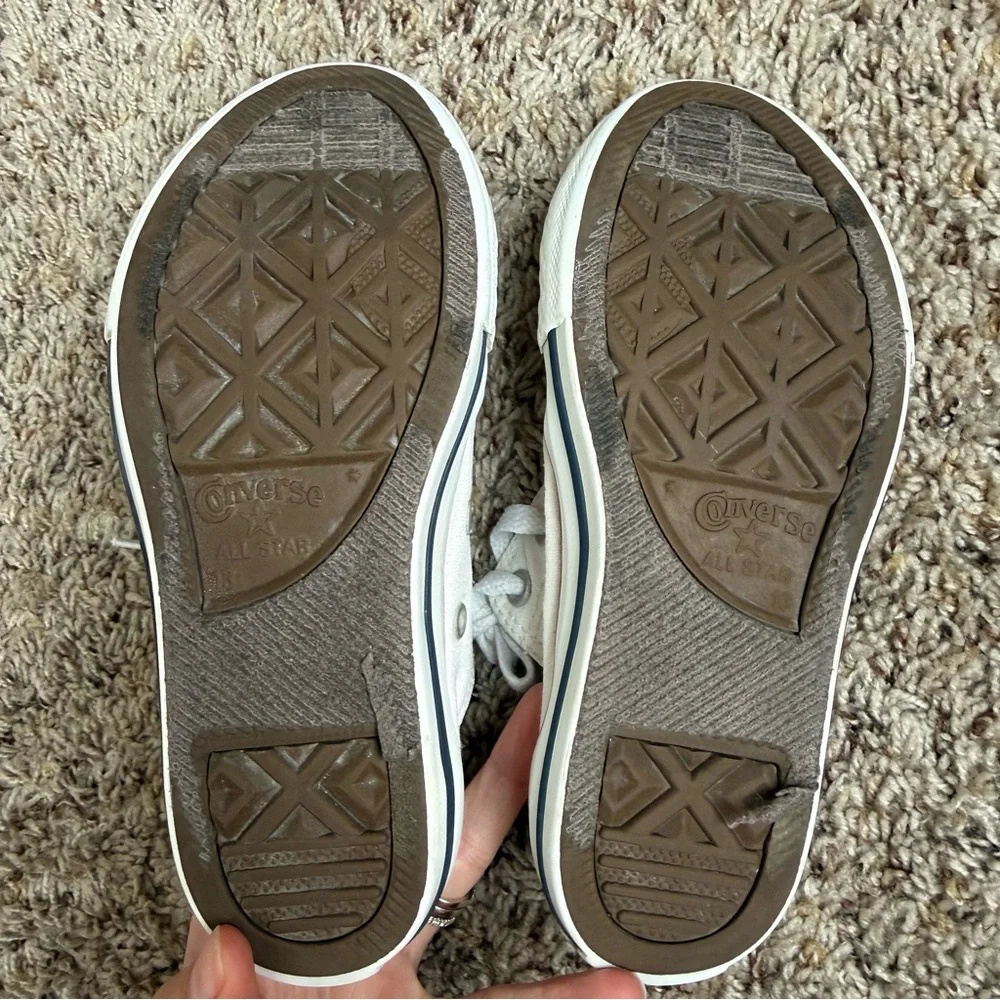 Converse Chuck Taylor All Star low-top sneakers white canvas youth size 13